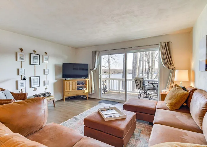 Lakefront Moneta Home With Community Boat Dock!
