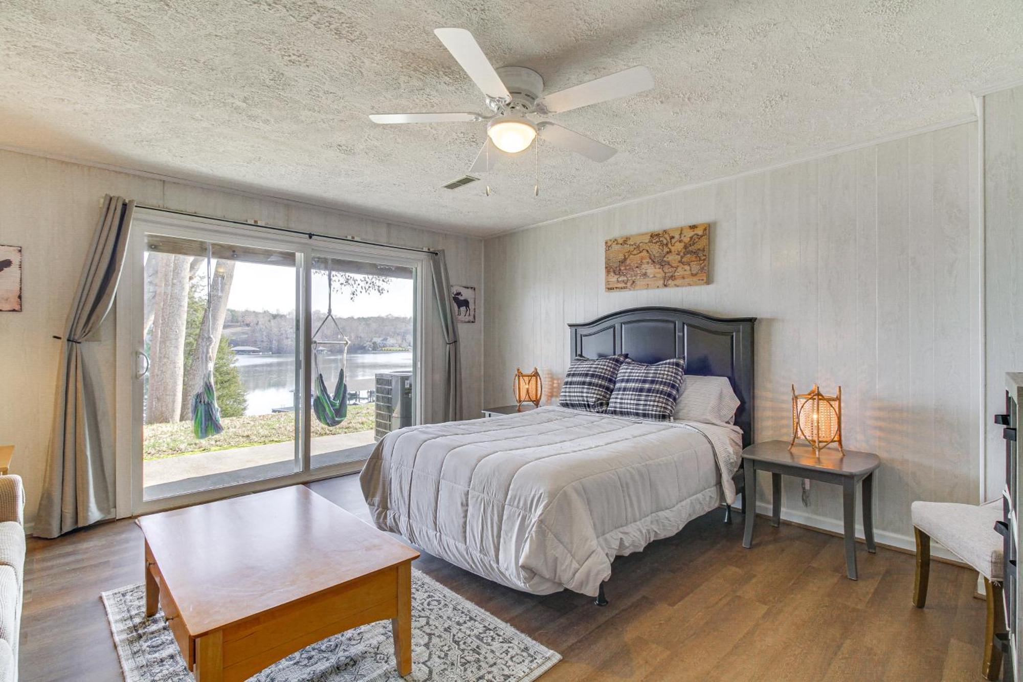 Ferienhaus Lakefront With Community Boat Dock! *
